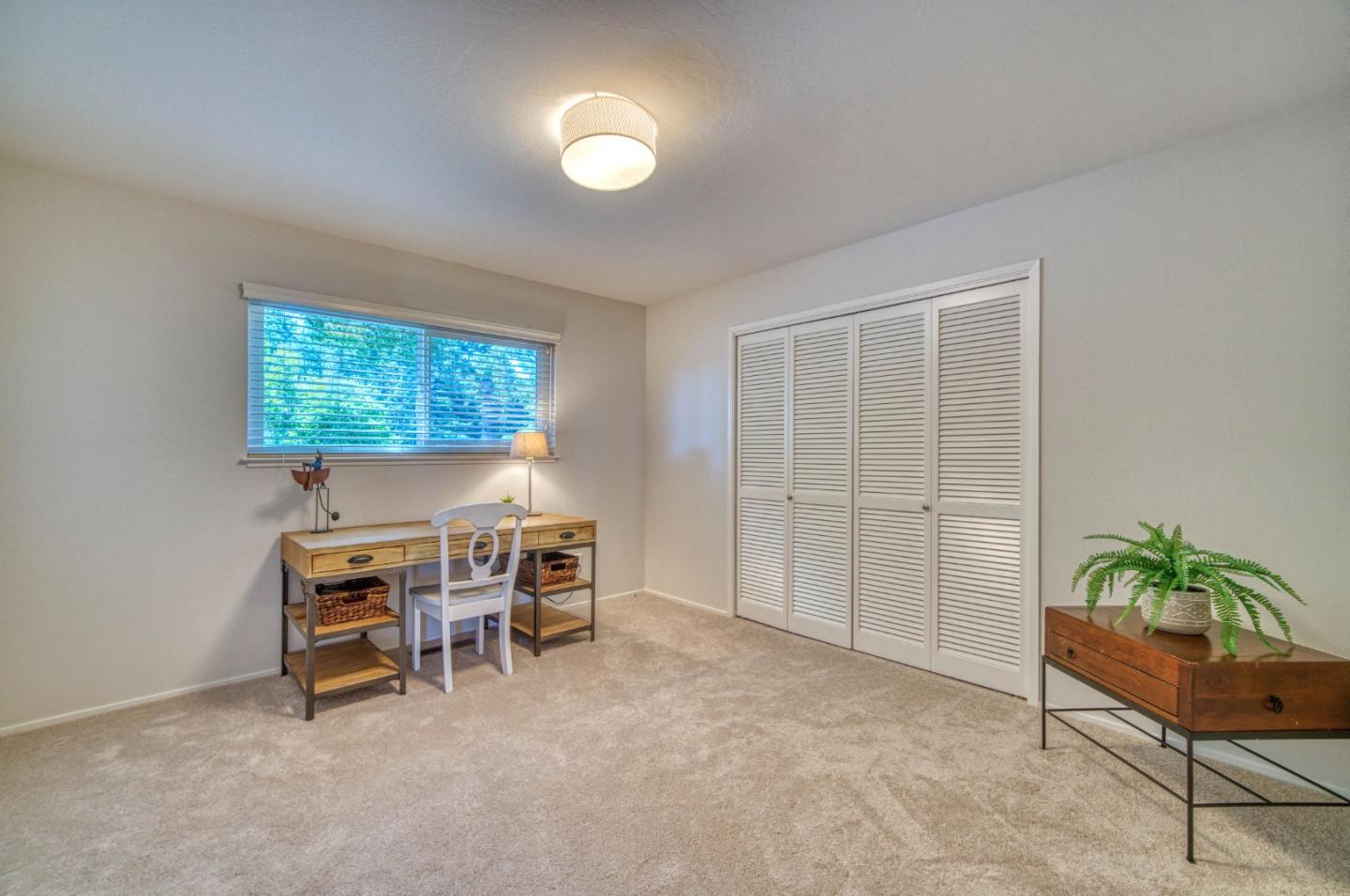 Detail Gallery Image 29 of 44 For 69 Hollins Dr, Santa Cruz,  CA 95060 - 4 Beds | 2 Baths