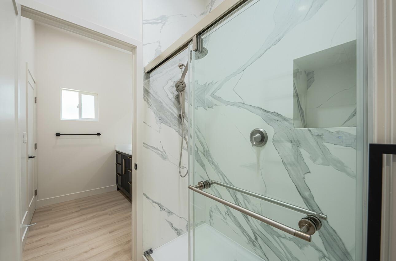 Detail Gallery Image 17 of 25 For 987 Harcourt #C,  Seaside,  CA 93955 - 3 Beds | 1/1 Baths