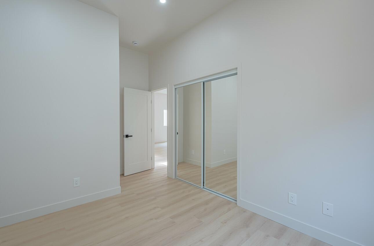 Detail Gallery Image 23 of 25 For 987 Harcourt #C,  Seaside,  CA 93955 - 3 Beds | 1/1 Baths
