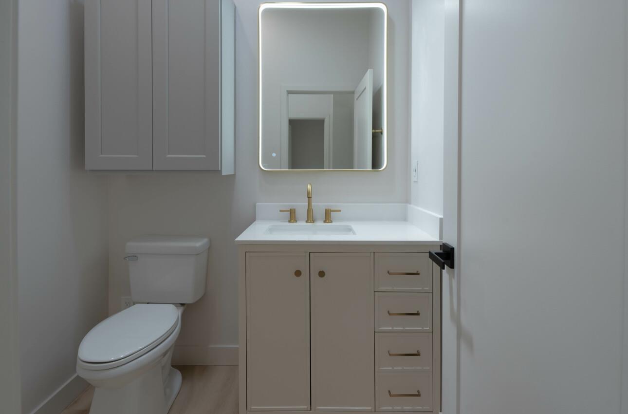 Detail Gallery Image 24 of 25 For 987 Harcourt #C,  Seaside,  CA 93955 - 3 Beds | 1/1 Baths