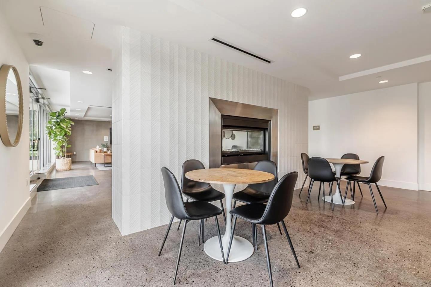 Detail Gallery Image 34 of 47 For 88 E San Fernando St #909,  San Jose,  CA 95113 - 1 Beds | 1 Baths