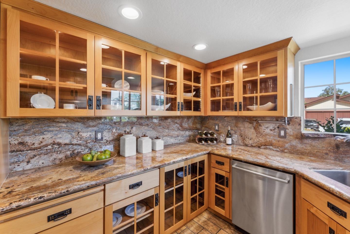 Detail Gallery Image 16 of 41 For 2257 Juan Pablo Ln, Santa Cruz,  CA 95062 - 3 Beds | 2 Baths