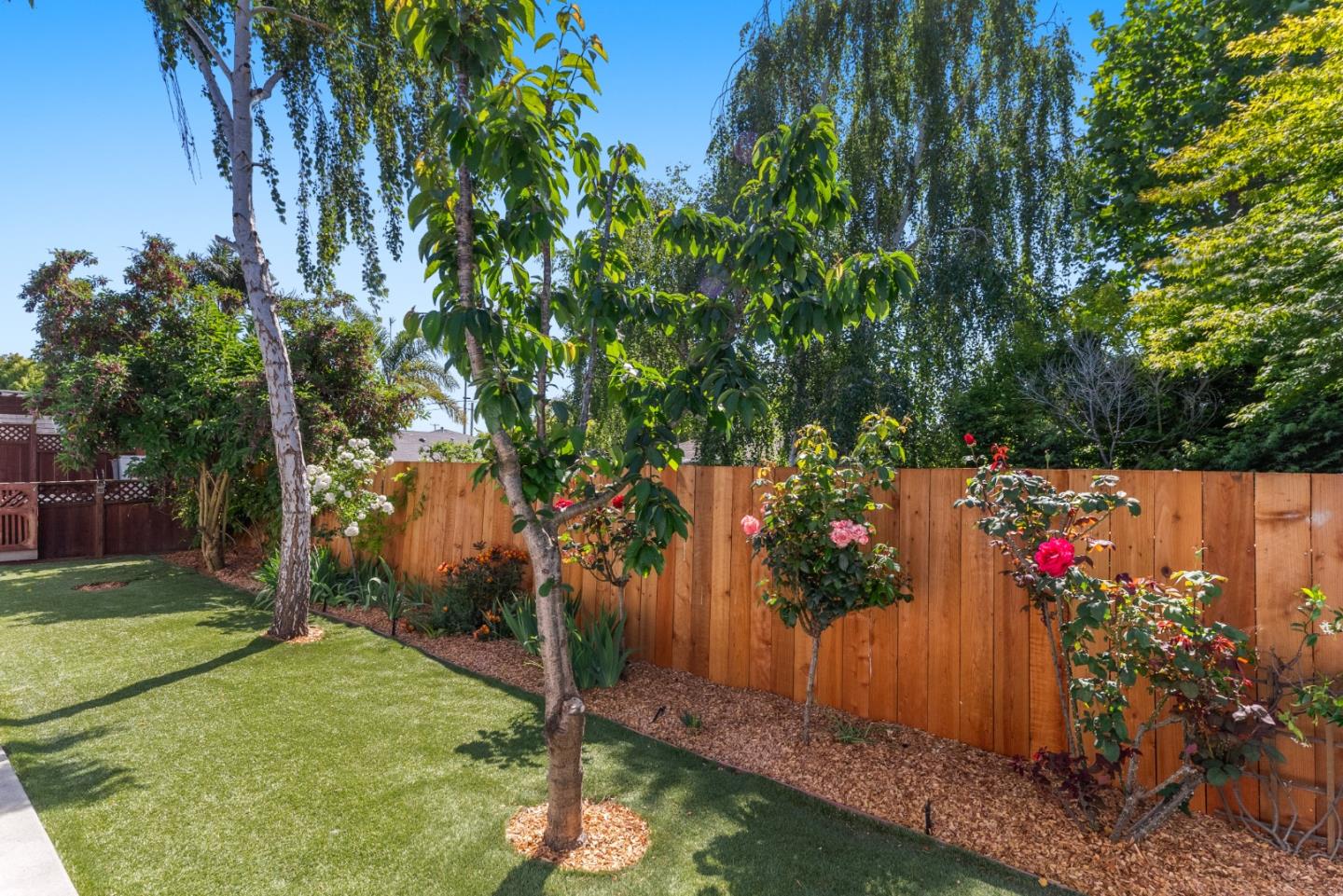 Detail Gallery Image 27 of 41 For 2257 Juan Pablo Ln, Santa Cruz,  CA 95062 - 3 Beds | 2 Baths