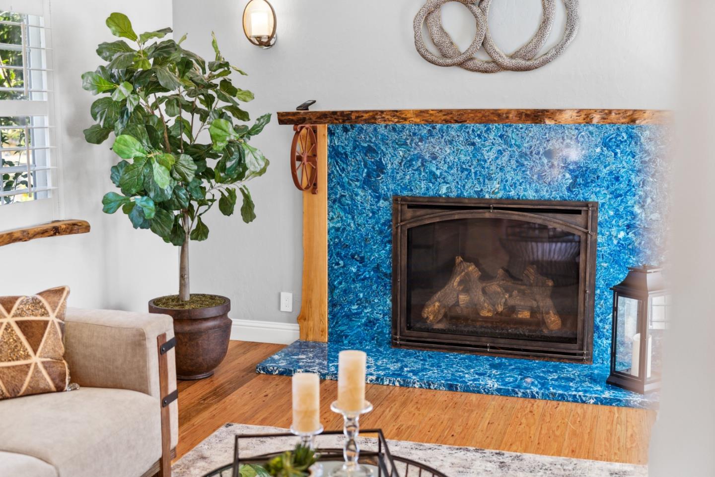 Detail Gallery Image 7 of 41 For 2257 Juan Pablo Ln, Santa Cruz,  CA 95062 - 3 Beds | 2 Baths