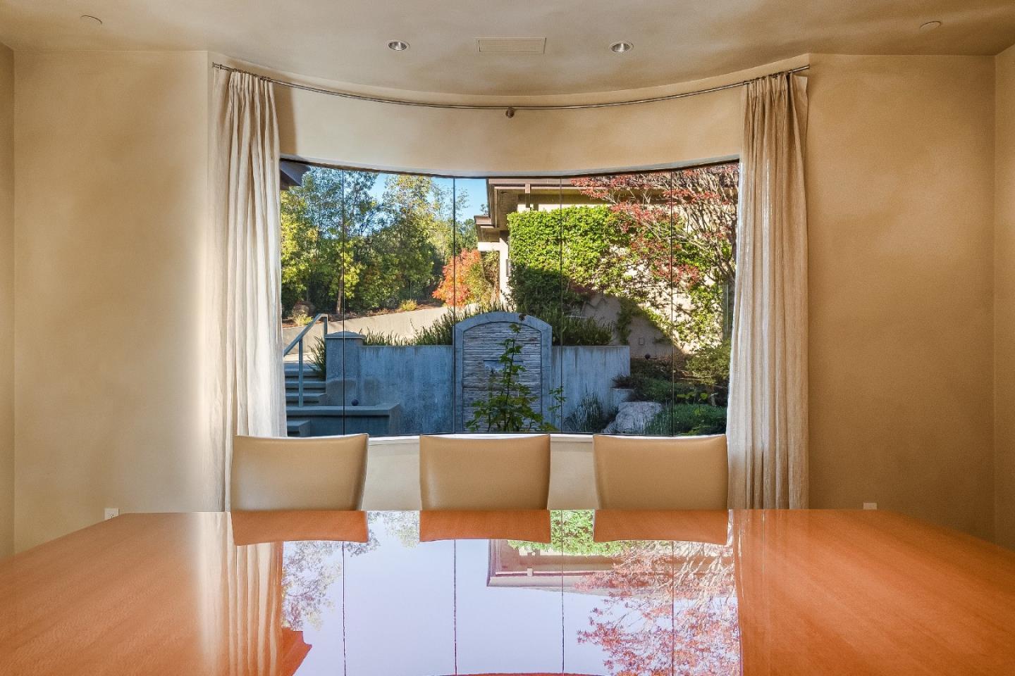 Detail Gallery Image 19 of 116 For 26140 Rancho Manuella Ln, Los Altos Hills,  CA 94022 - 5 Beds | 6/1 Baths