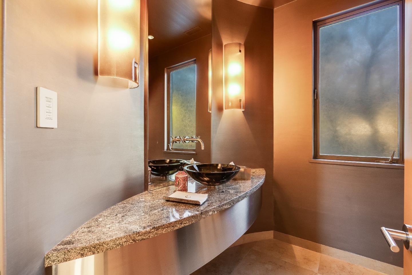 Detail Gallery Image 27 of 116 For 26140 Rancho Manuella Ln, Los Altos Hills,  CA 94022 - 5 Beds | 6/1 Baths