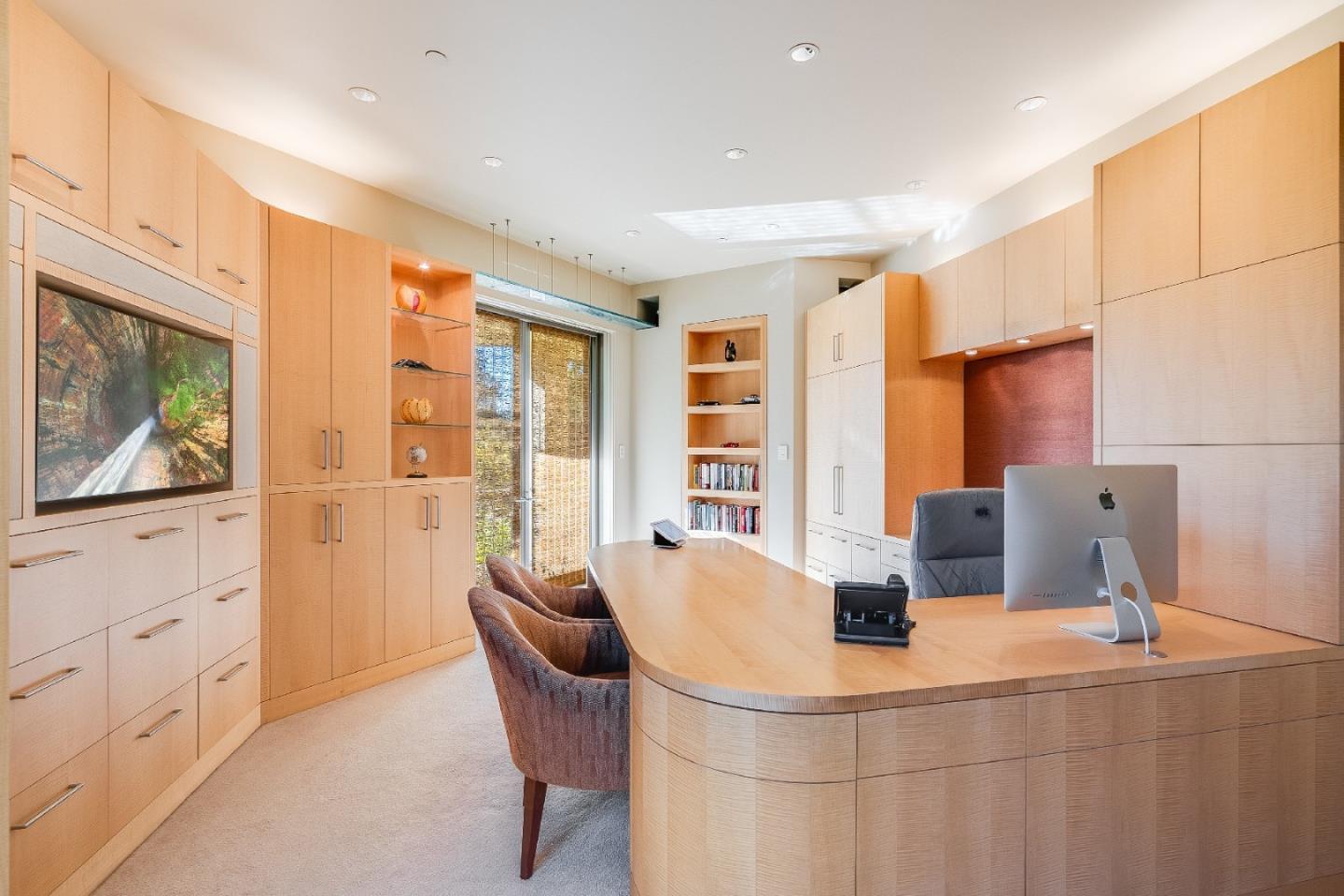 Detail Gallery Image 29 of 116 For 26140 Rancho Manuella Ln, Los Altos Hills,  CA 94022 - 5 Beds | 6/1 Baths