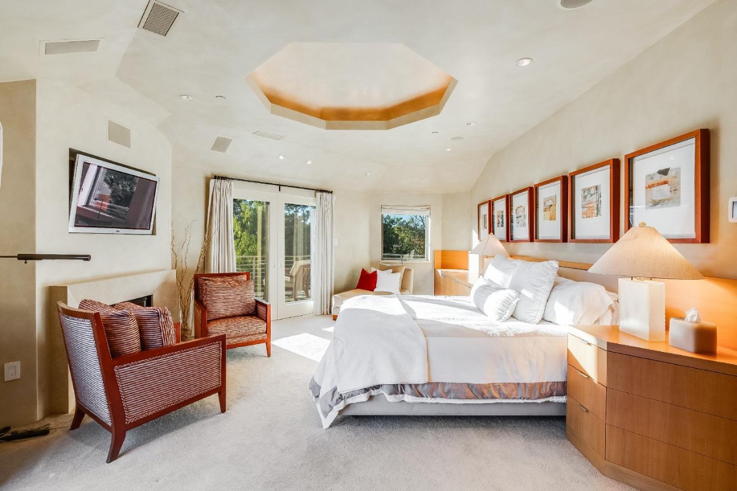Detail Gallery Image 39 of 116 For 26140 Rancho Manuella Ln, Los Altos Hills,  CA 94022 - 5 Beds | 6/1 Baths