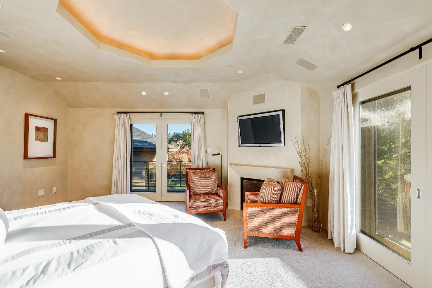 Detail Gallery Image 42 of 116 For 26140 Rancho Manuella Ln, Los Altos Hills,  CA 94022 - 5 Beds | 6/1 Baths