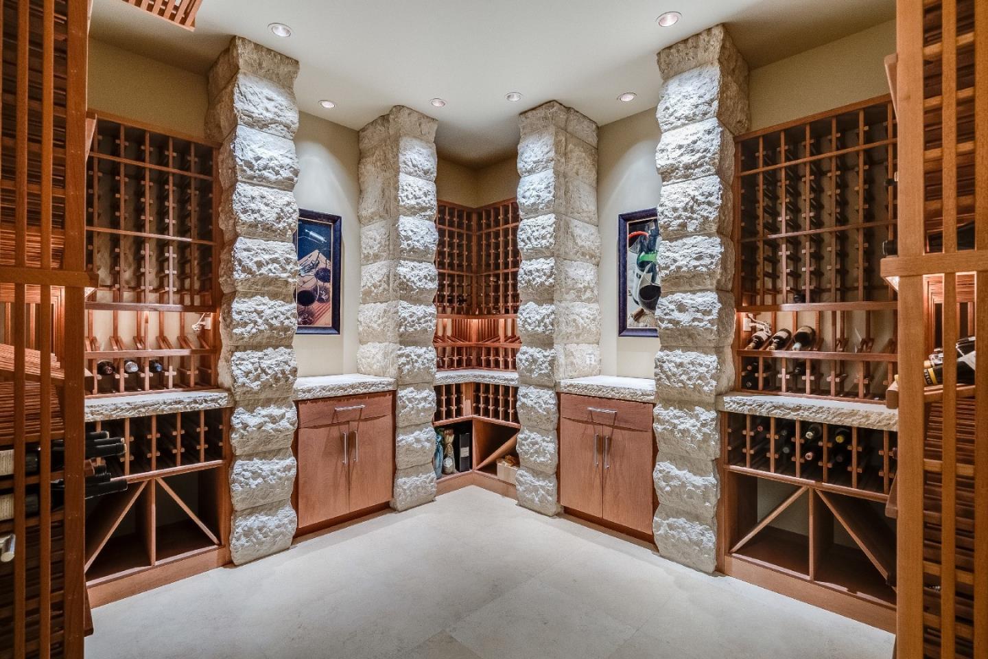 Detail Gallery Image 57 of 116 For 26140 Rancho Manuella Ln, Los Altos Hills,  CA 94022 - 5 Beds | 6/1 Baths