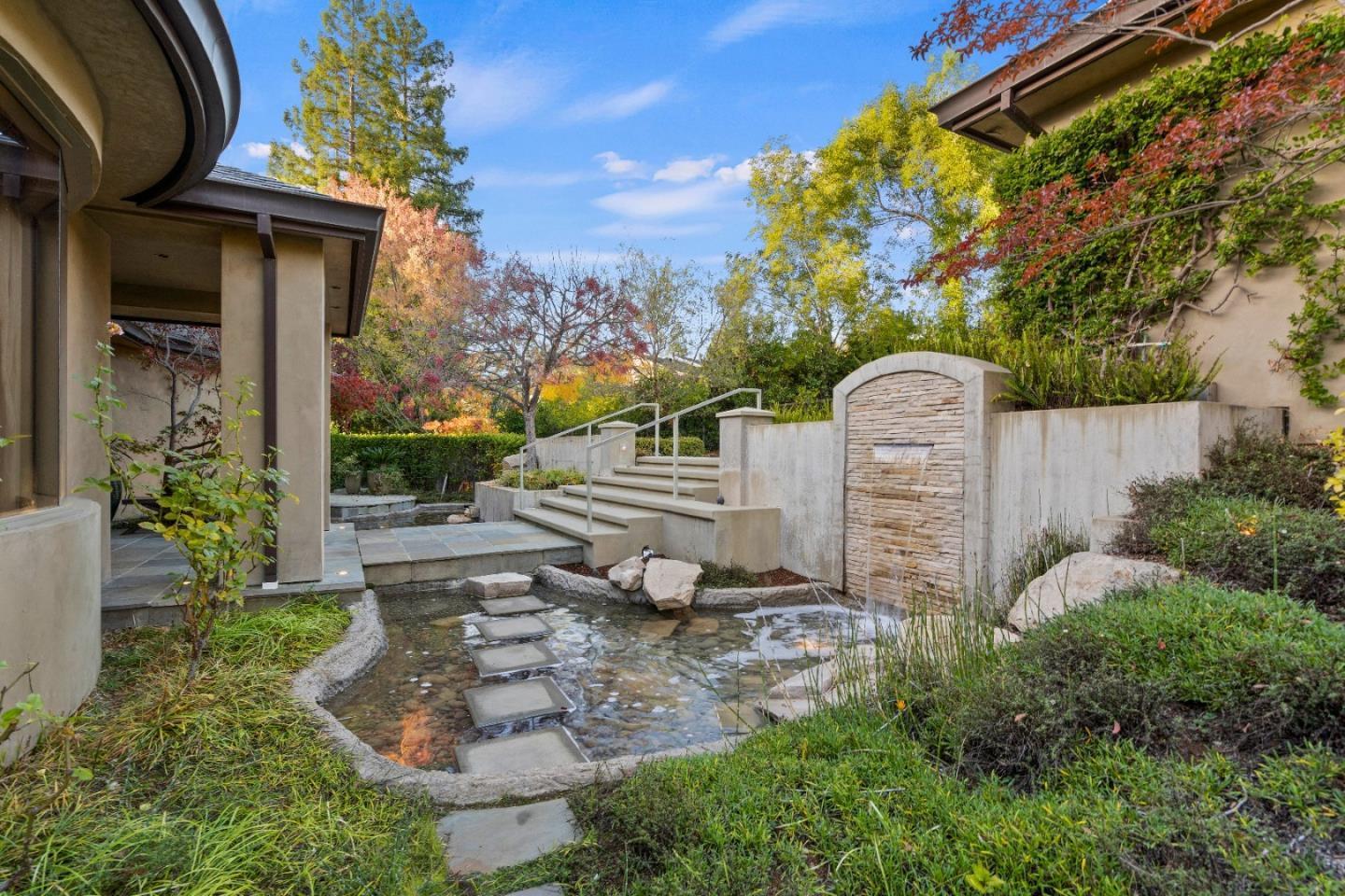 Detail Gallery Image 7 of 116 For 26140 Rancho Manuella Ln, Los Altos Hills,  CA 94022 - 5 Beds | 6/1 Baths