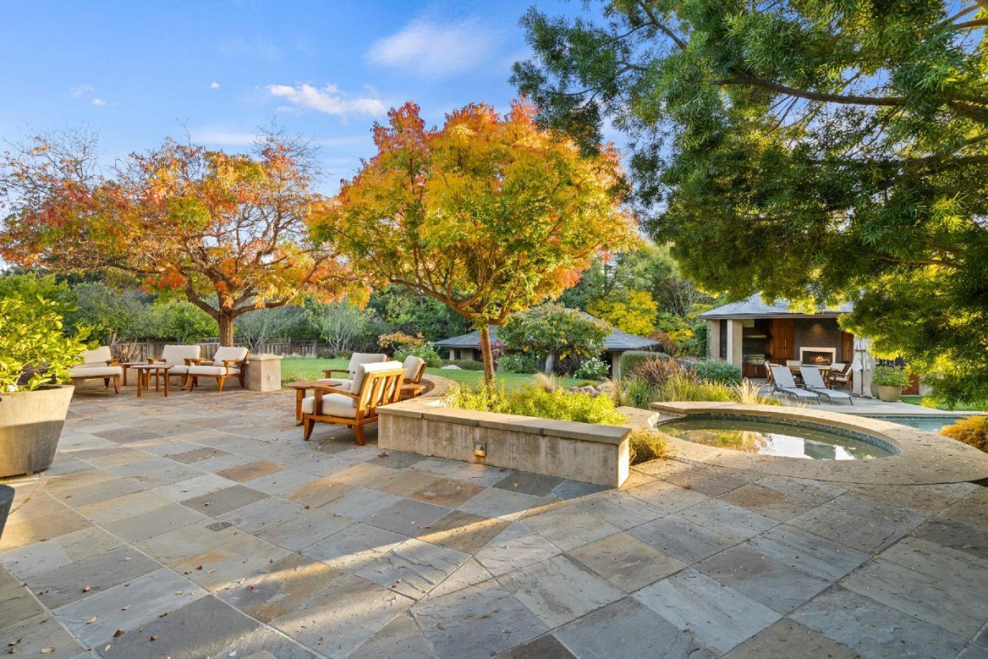 Detail Gallery Image 81 of 116 For 26140 Rancho Manuella Ln, Los Altos Hills,  CA 94022 - 5 Beds | 6/1 Baths
