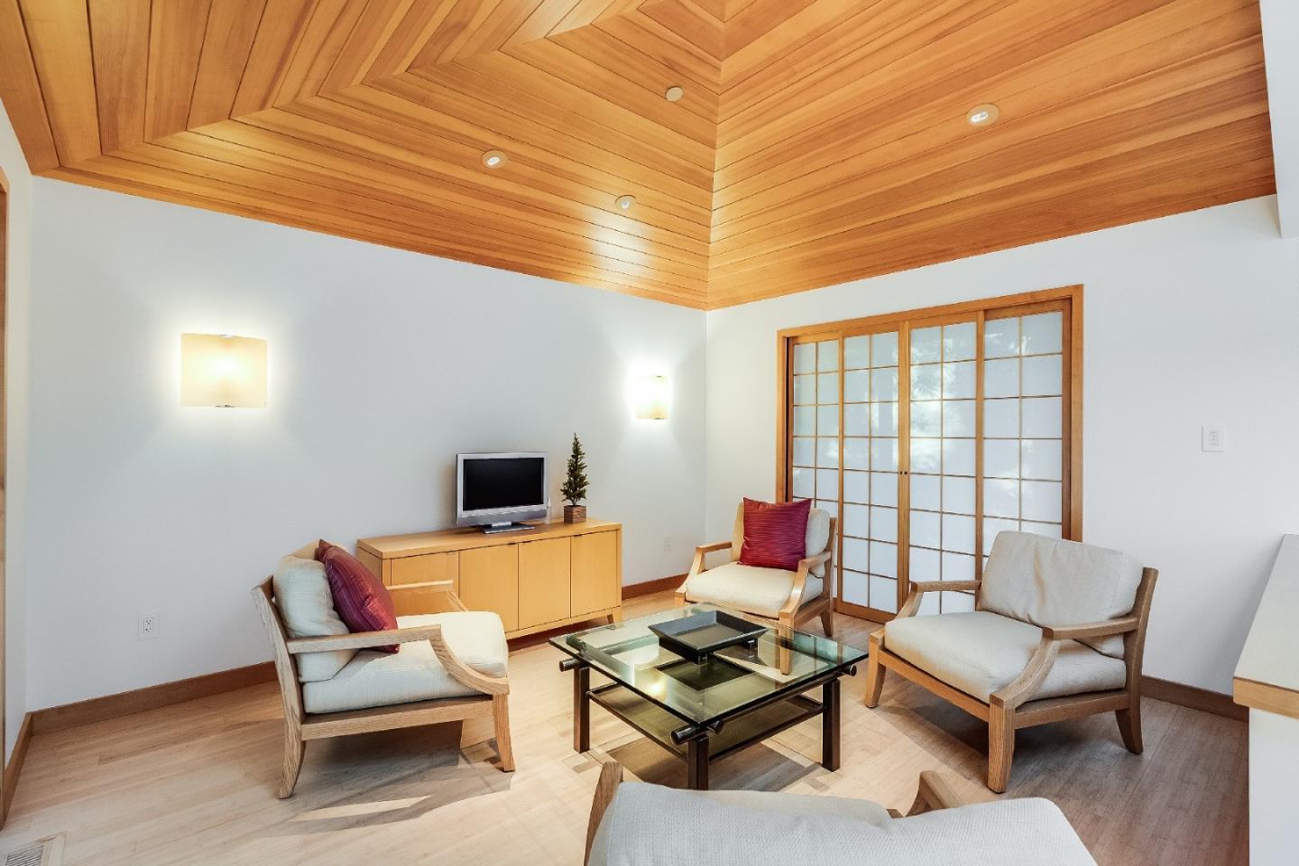 Detail Gallery Image 92 of 116 For 26140 Rancho Manuella Ln, Los Altos Hills,  CA 94022 - 5 Beds | 6/1 Baths