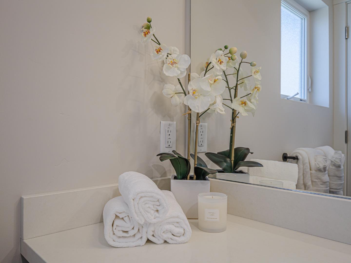 Detail Gallery Image 22 of 23 For 126 Aptos Village Way #3,  Aptos,  CA 95003 - 3 Beds | 3 Baths