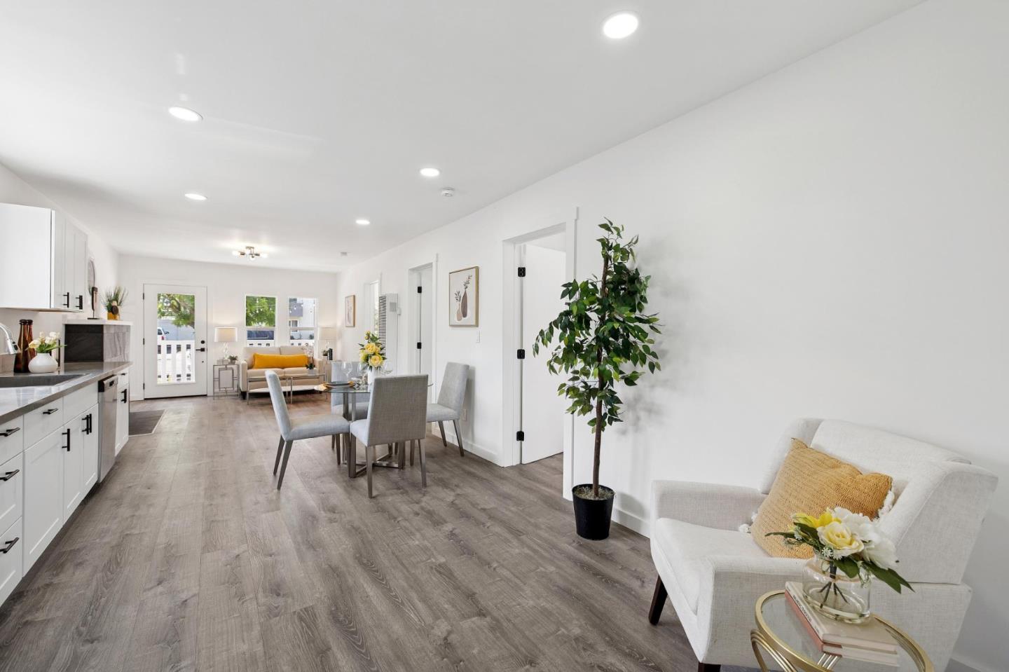 Detail Gallery Image 10 of 23 For 441 Vera Ave, Redwood City,  CA 94061 - – Beds | – Baths