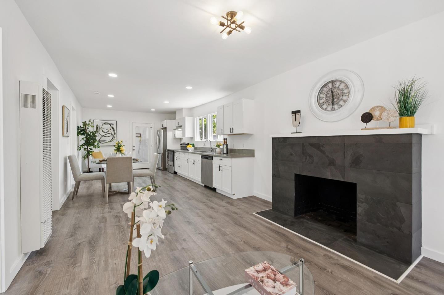Detail Gallery Image 15 of 23 For 441 Vera Ave, Redwood City,  CA 94061 - – Beds | – Baths