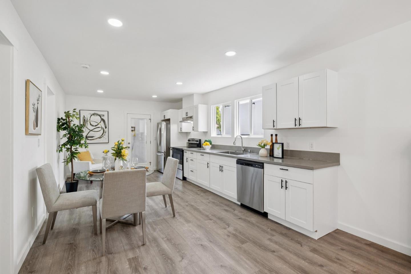 Detail Gallery Image 16 of 23 For 441 Vera Ave, Redwood City,  CA 94061 - – Beds | – Baths
