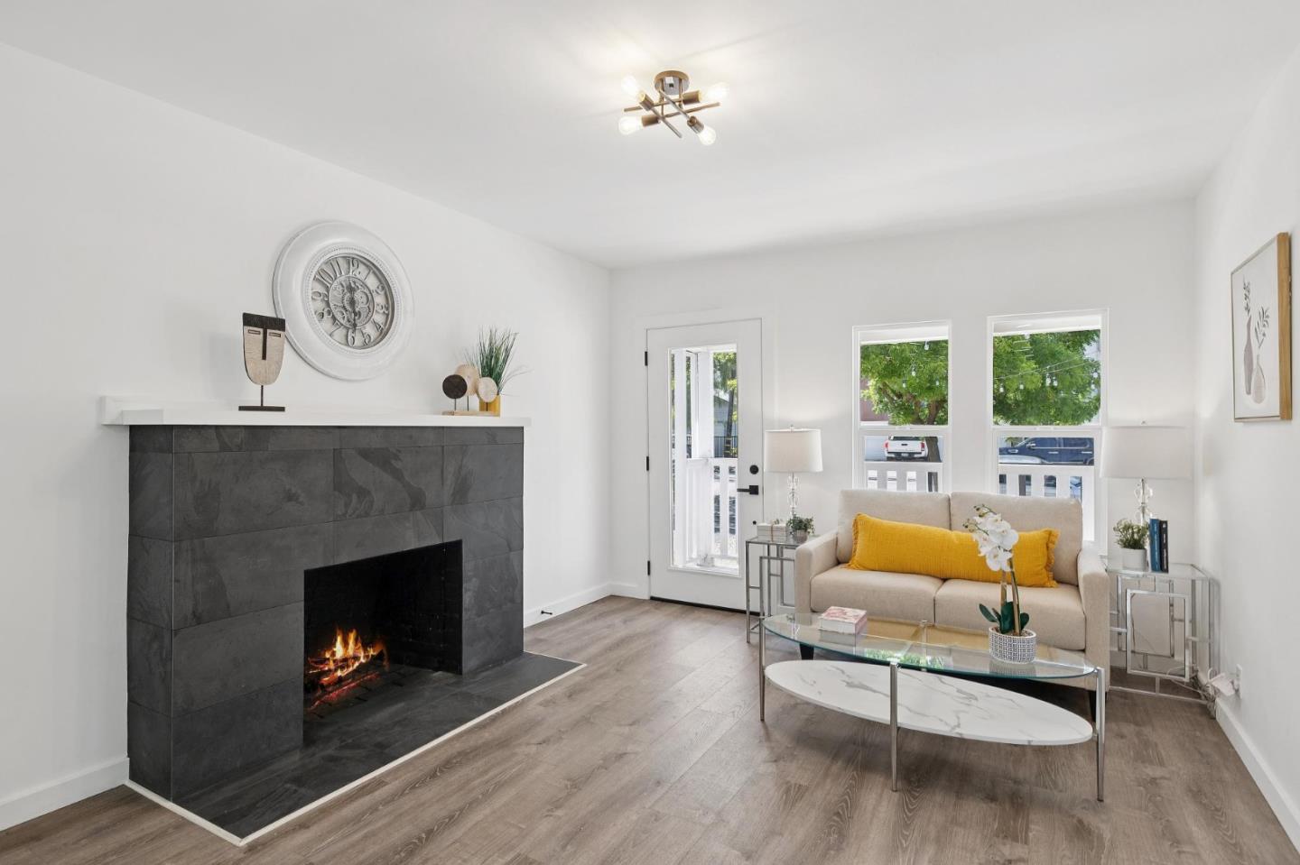 Detail Gallery Image 17 of 23 For 441 Vera Ave, Redwood City,  CA 94061 - – Beds | – Baths