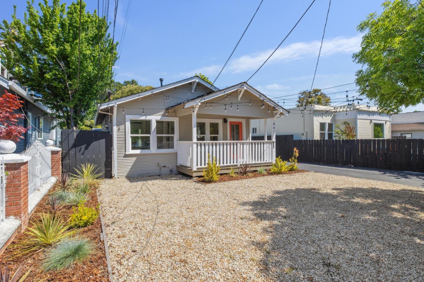 Detail Gallery Image 2 of 23 For 441 Vera Ave, Redwood City,  CA 94061 - – Beds | – Baths