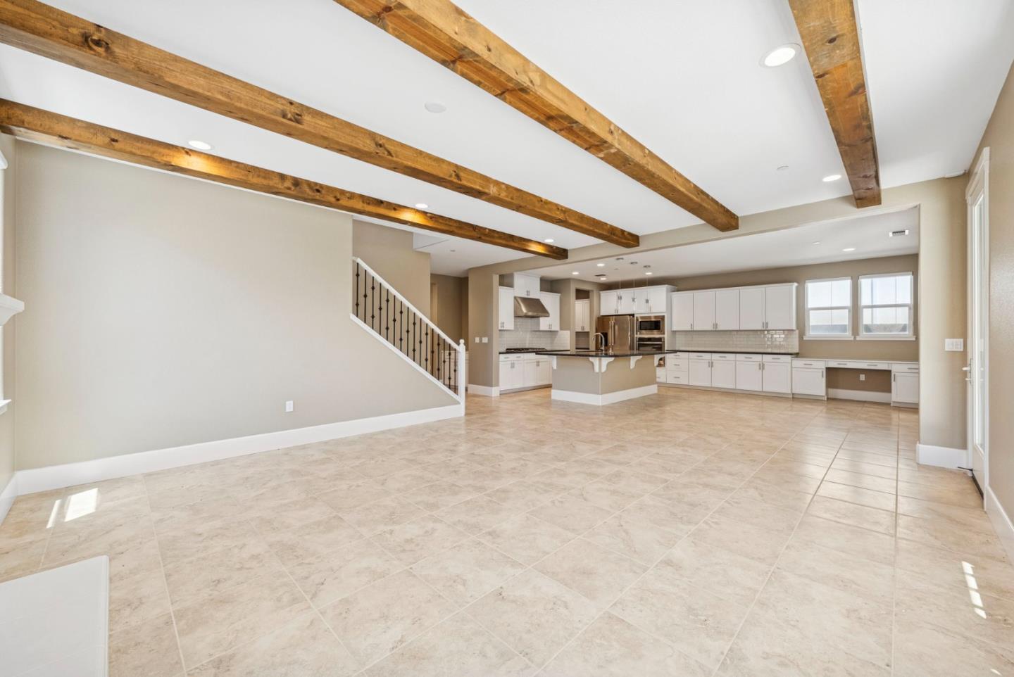 Detail Gallery Image 13 of 64 For 14918 Breckinridge Ave, Marina,  CA 93933 - 4 Beds | 3 Baths