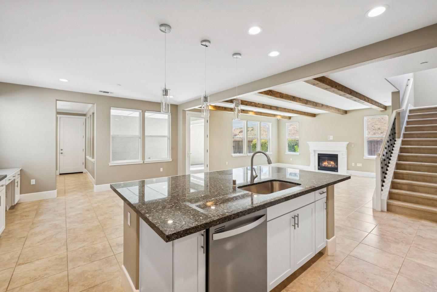 Detail Gallery Image 15 of 64 For 14918 Breckinridge Ave, Marina,  CA 93933 - 4 Beds | 3 Baths