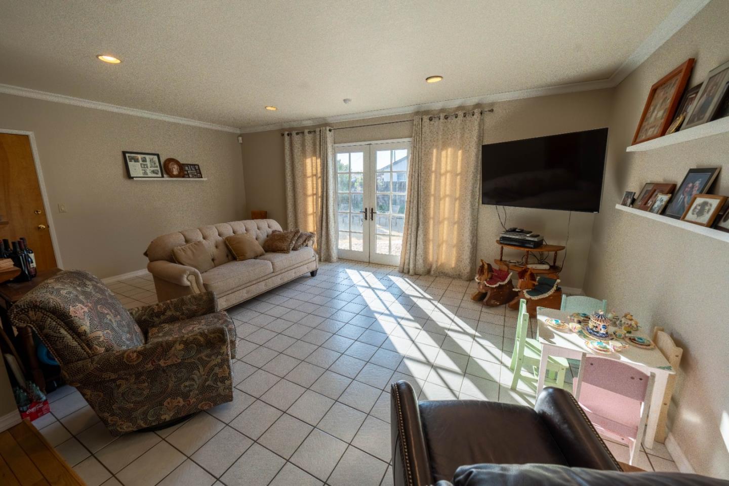 Detail Gallery Image 14 of 44 For 434 Oak Ave, Greenfield,  CA 93927 - 4 Beds | 3 Baths