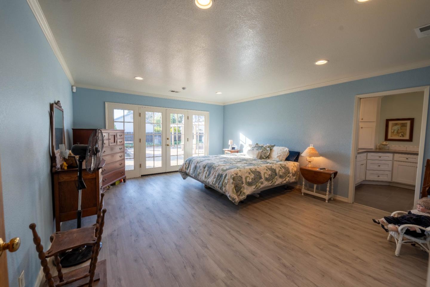 Detail Gallery Image 17 of 44 For 434 Oak Ave, Greenfield,  CA 93927 - 4 Beds | 3 Baths