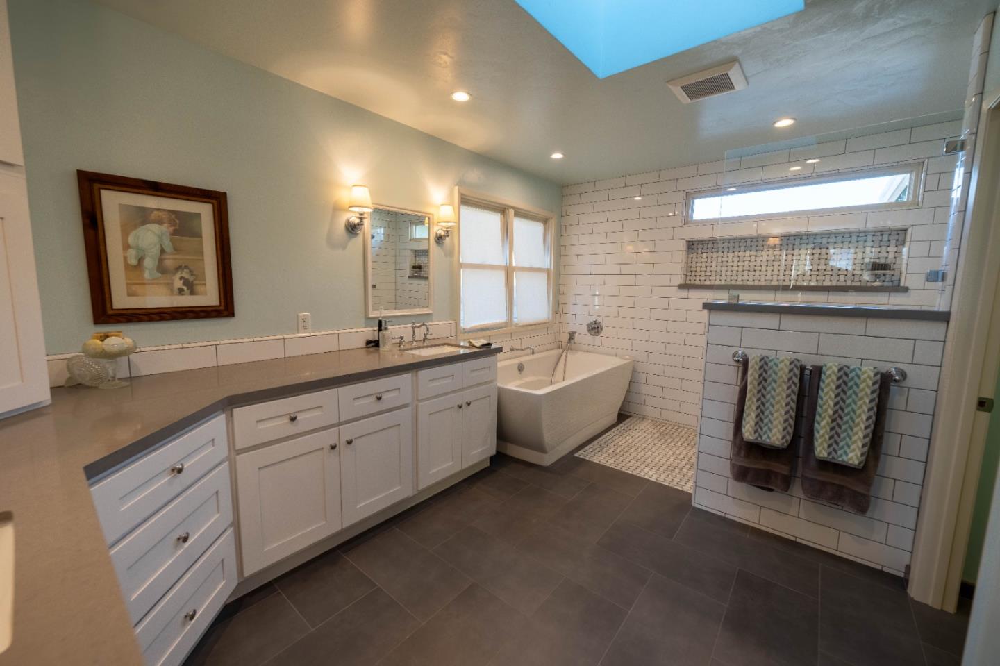 Detail Gallery Image 21 of 44 For 434 Oak Ave, Greenfield,  CA 93927 - 4 Beds | 3 Baths