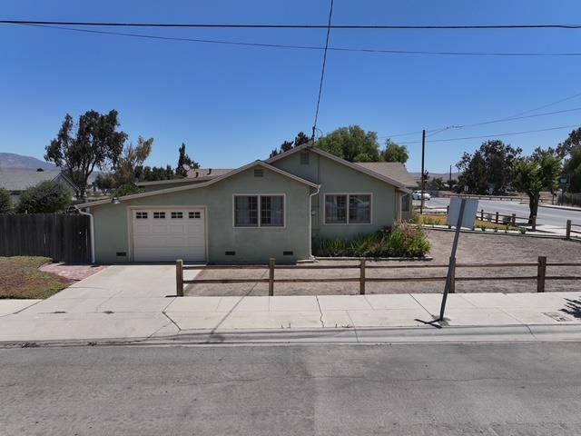 Detail Gallery Image 3 of 44 For 434 Oak Ave, Greenfield,  CA 93927 - 4 Beds | 3 Baths