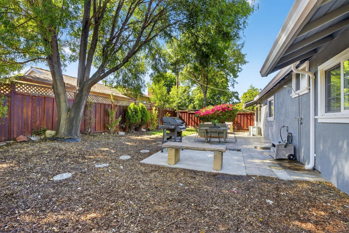 Detail Gallery Image 27 of 33 For 1549 Hilton Ct, San Jose,  CA 95130 - 3 Beds | 2 Baths