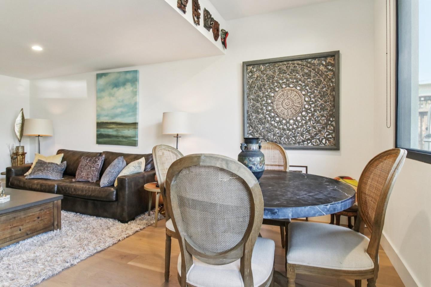 Detail Gallery Image 12 of 59 For 90 Gateway Ct, San Carlos,  CA 94070 - 4 Beds | 3/1 Baths