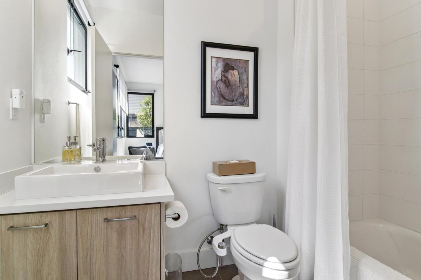 Detail Gallery Image 27 of 59 For 90 Gateway Ct, San Carlos,  CA 94070 - 4 Beds | 3/1 Baths