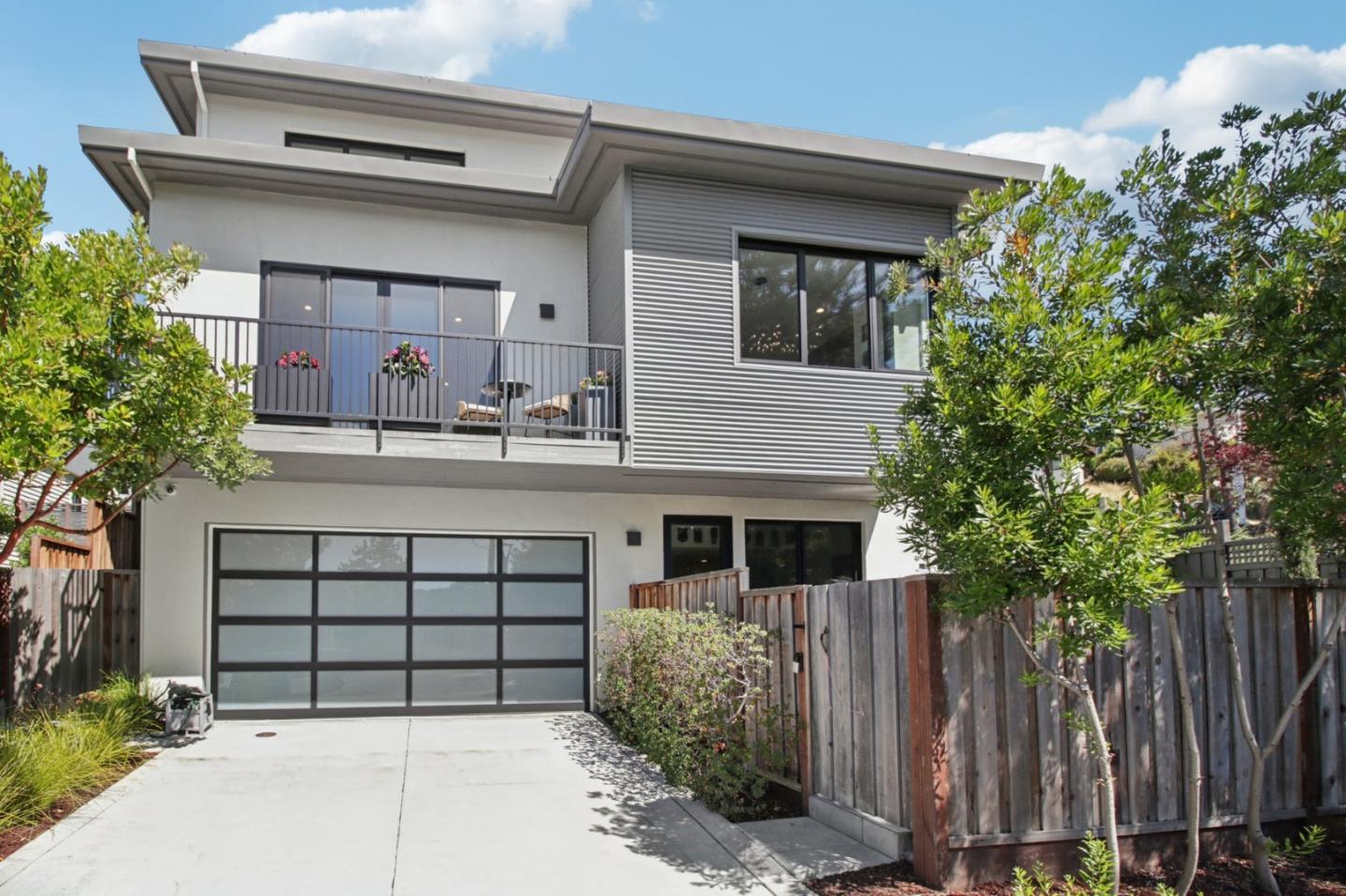 Detail Gallery Image 3 of 59 For 90 Gateway Ct, San Carlos,  CA 94070 - 4 Beds | 3/1 Baths