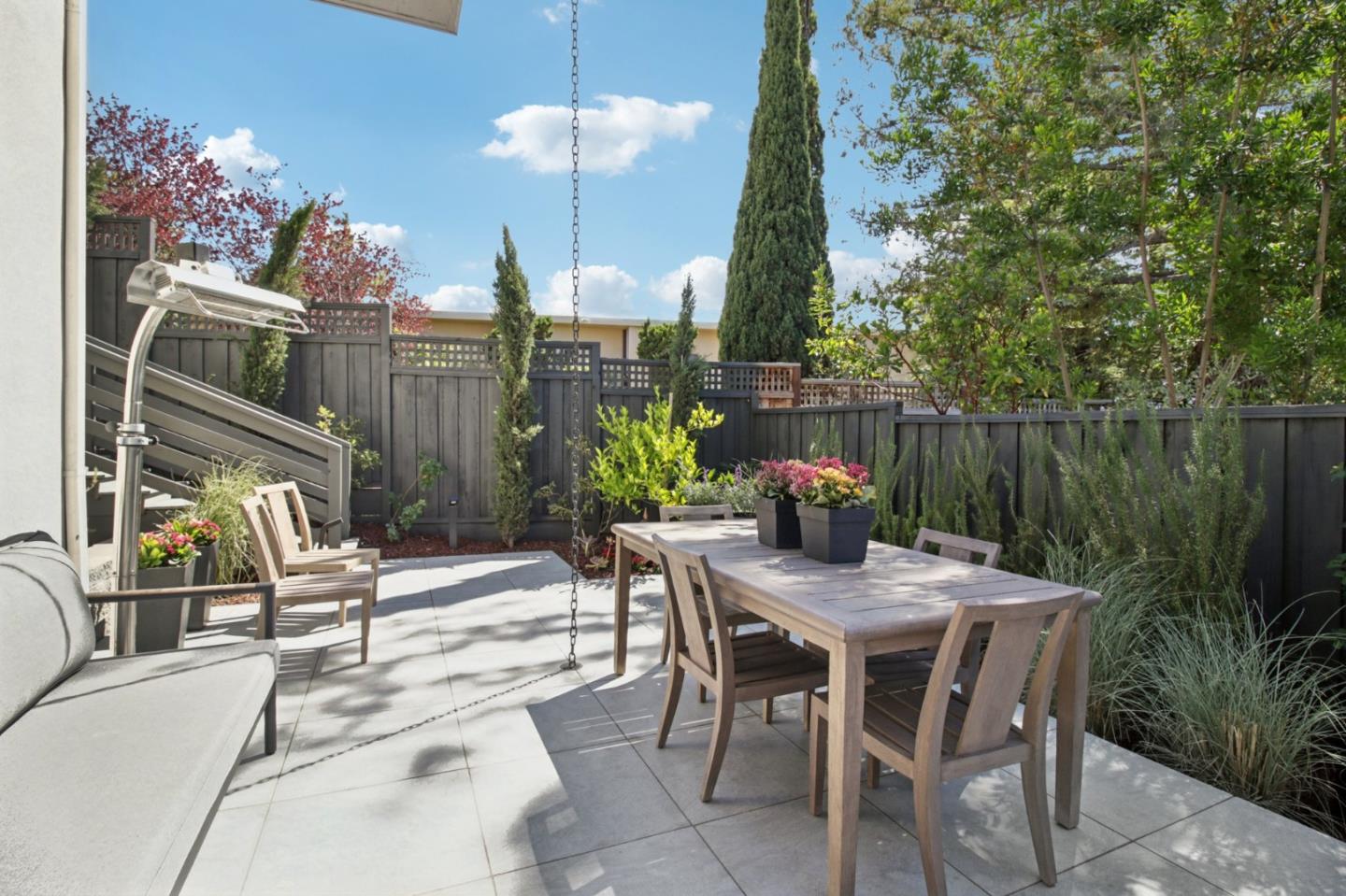 Detail Gallery Image 45 of 59 For 90 Gateway Ct, San Carlos,  CA 94070 - 4 Beds | 3/1 Baths