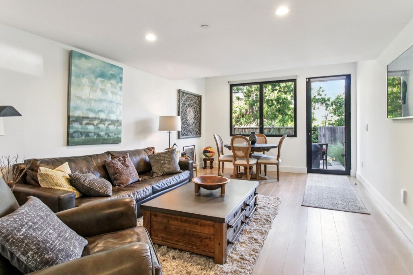 Detail Gallery Image 48 of 59 For 90 Gateway Ct, San Carlos,  CA 94070 - 4 Beds | 3/1 Baths