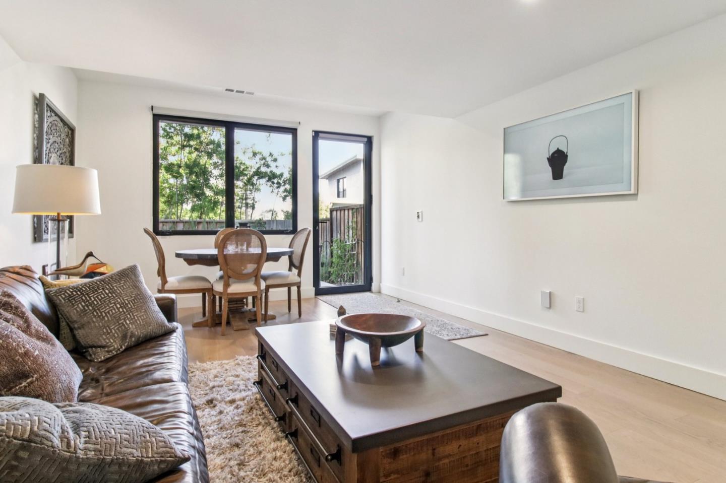 Detail Gallery Image 5 of 59 For 90 Gateway Ct, San Carlos,  CA 94070 - 4 Beds | 3/1 Baths