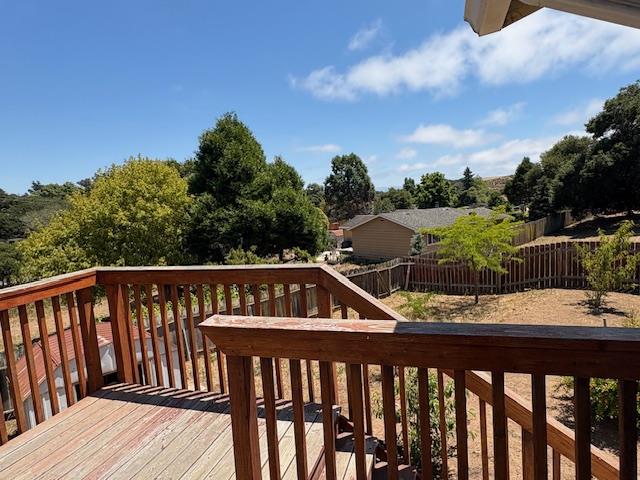 Detail Gallery Image 4 of 5 For 9769 Borromeo Dr, Salinas,  CA 93907 - 3 Beds | 2 Baths