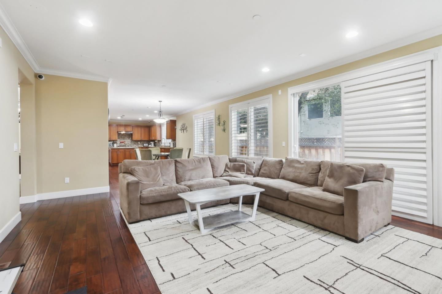 Detail Gallery Image 10 of 37 For 1078 Valentine Ct, San Jose,  CA 95120 - 4 Beds | 2/1 Baths