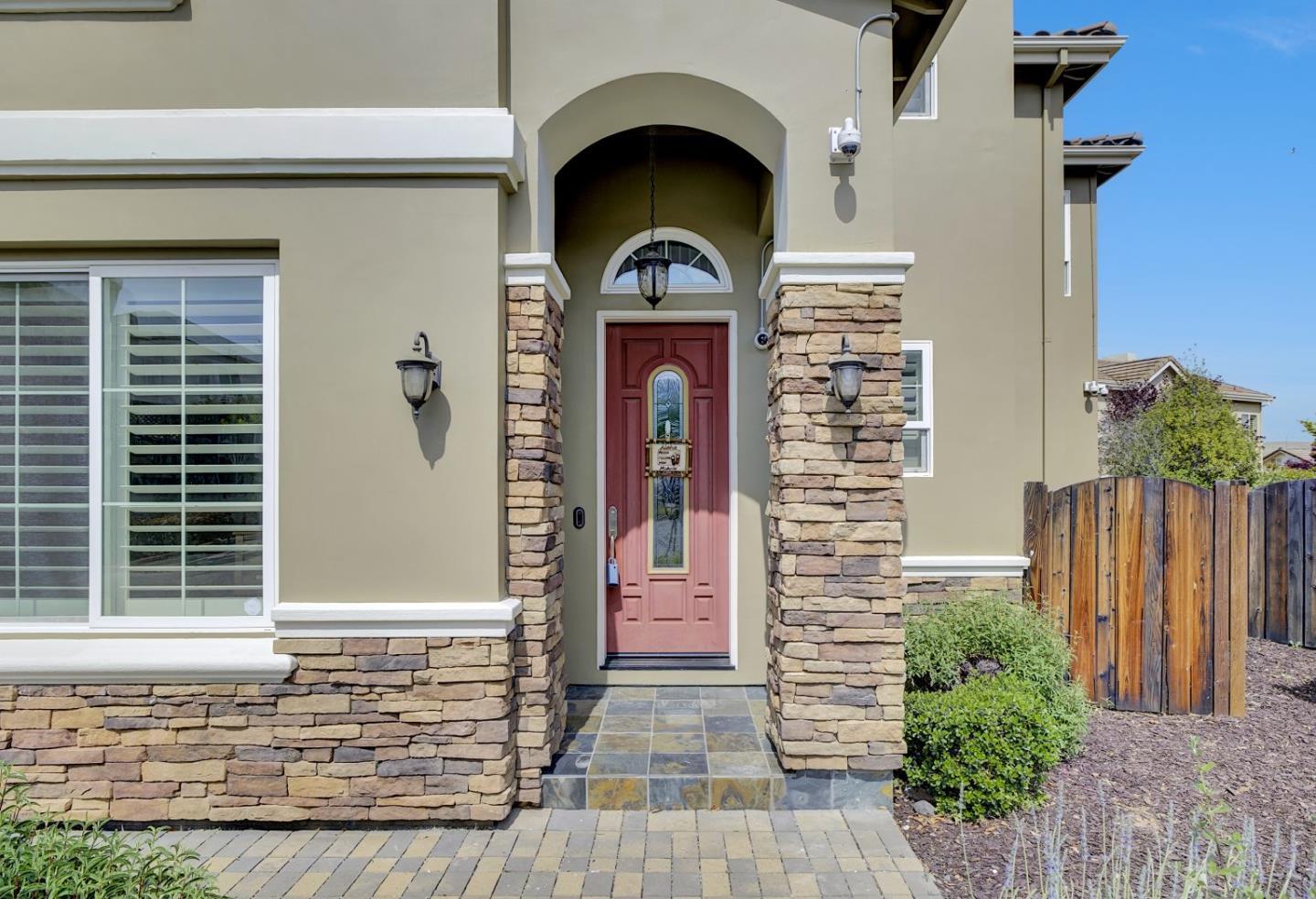 Detail Gallery Image 2 of 37 For 1078 Valentine Ct, San Jose,  CA 95120 - 4 Beds | 2/1 Baths