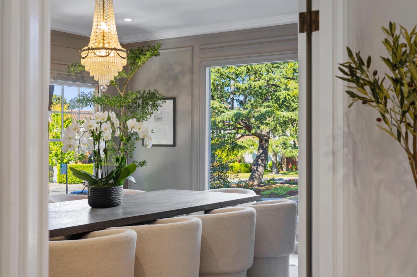 Detail Gallery Image 13 of 54 For 310 Virginia Ave, San Mateo,  CA 94402 - 4 Beds | 3 Baths