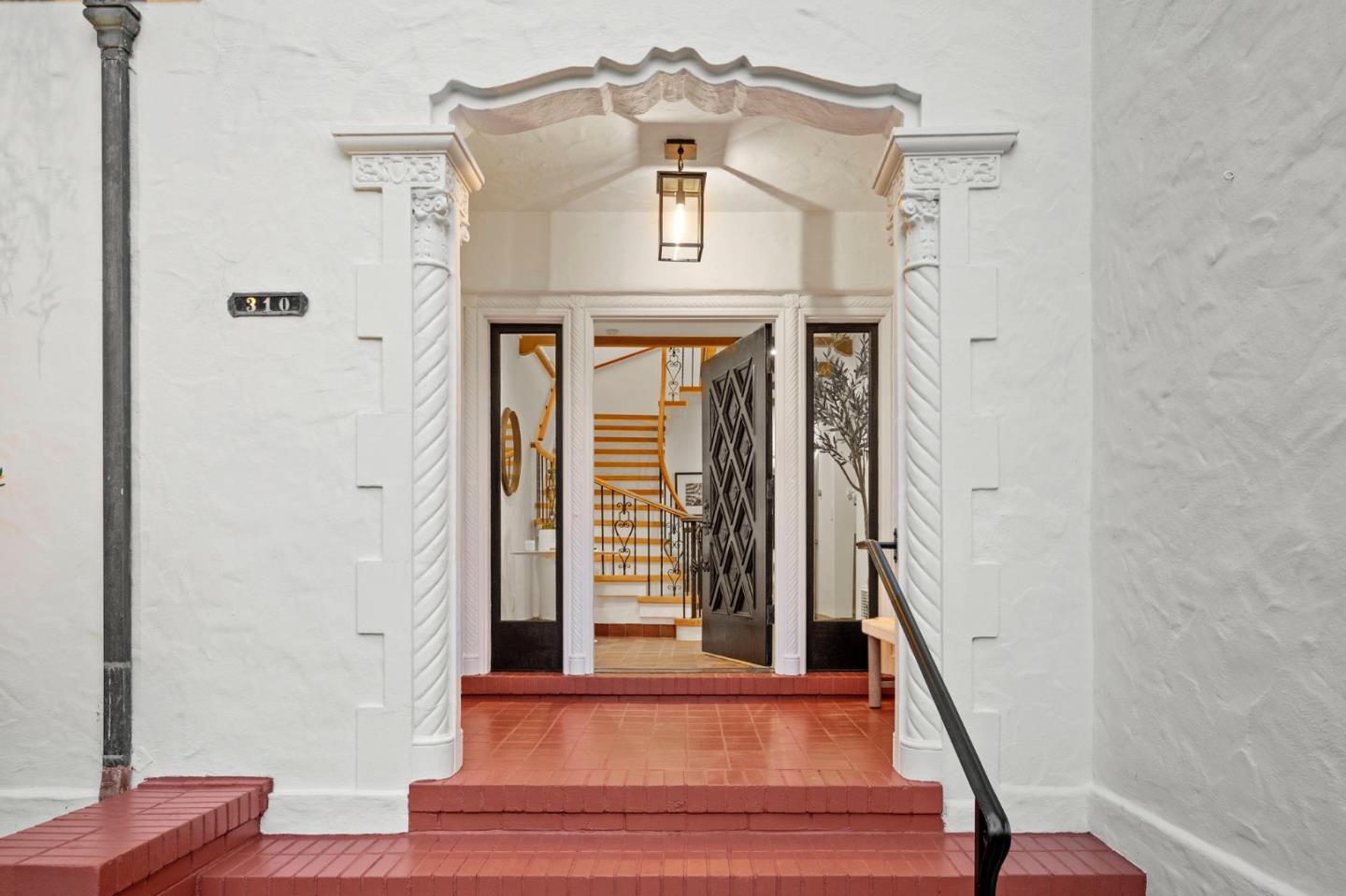 Detail Gallery Image 2 of 54 For 310 Virginia Ave, San Mateo,  CA 94402 - 4 Beds | 3 Baths