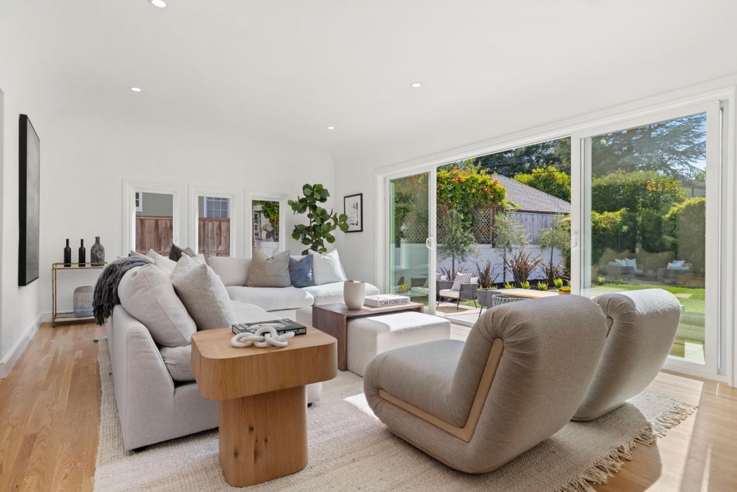 Detail Gallery Image 23 of 54 For 310 Virginia Ave, San Mateo,  CA 94402 - 4 Beds | 3 Baths