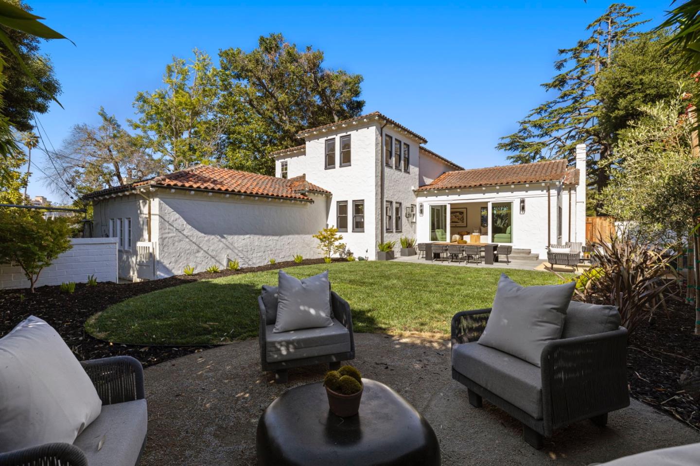 Detail Gallery Image 31 of 54 For 310 Virginia Ave, San Mateo,  CA 94402 - 4 Beds | 3 Baths