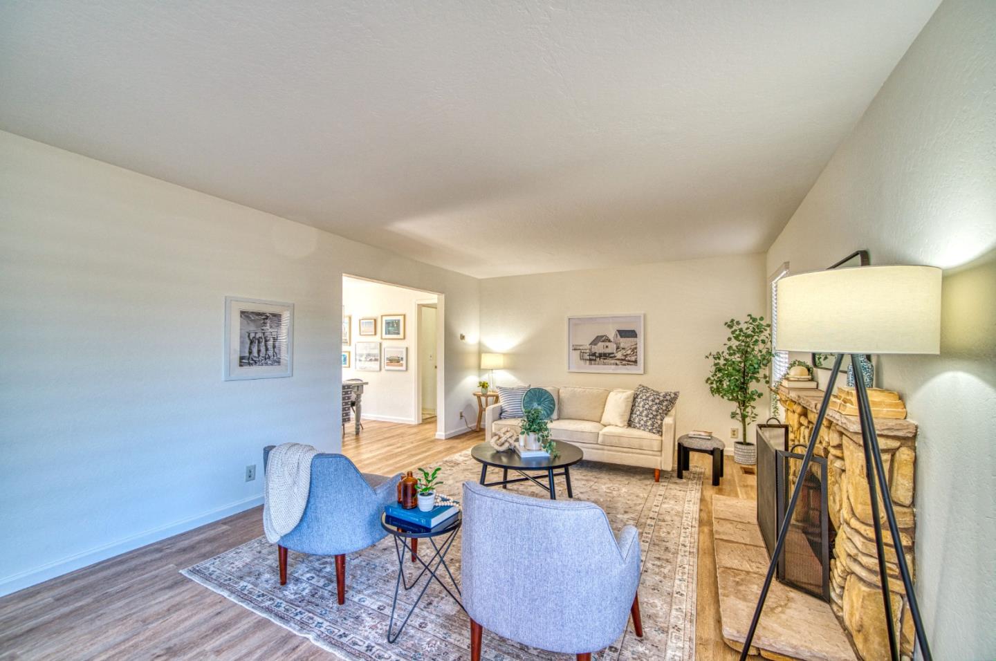 Detail Gallery Image 7 of 36 For 1422 Broadway, Santa Cruz,  CA 95062 - 2 Beds | 1/1 Baths