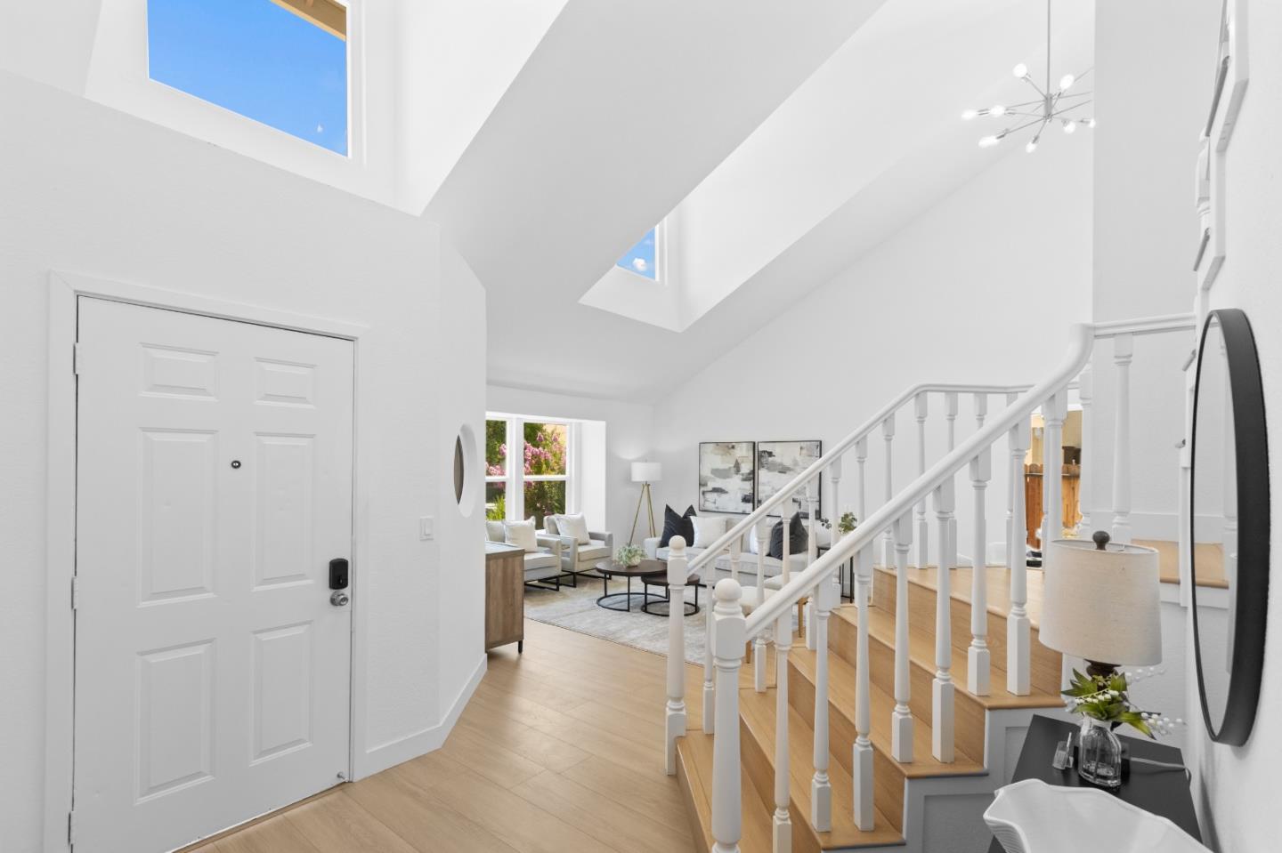 Detail Gallery Image 25 of 52 For 8647 Cord Way, Sacramento,  CA 95828 - 4 Beds | 3 Baths