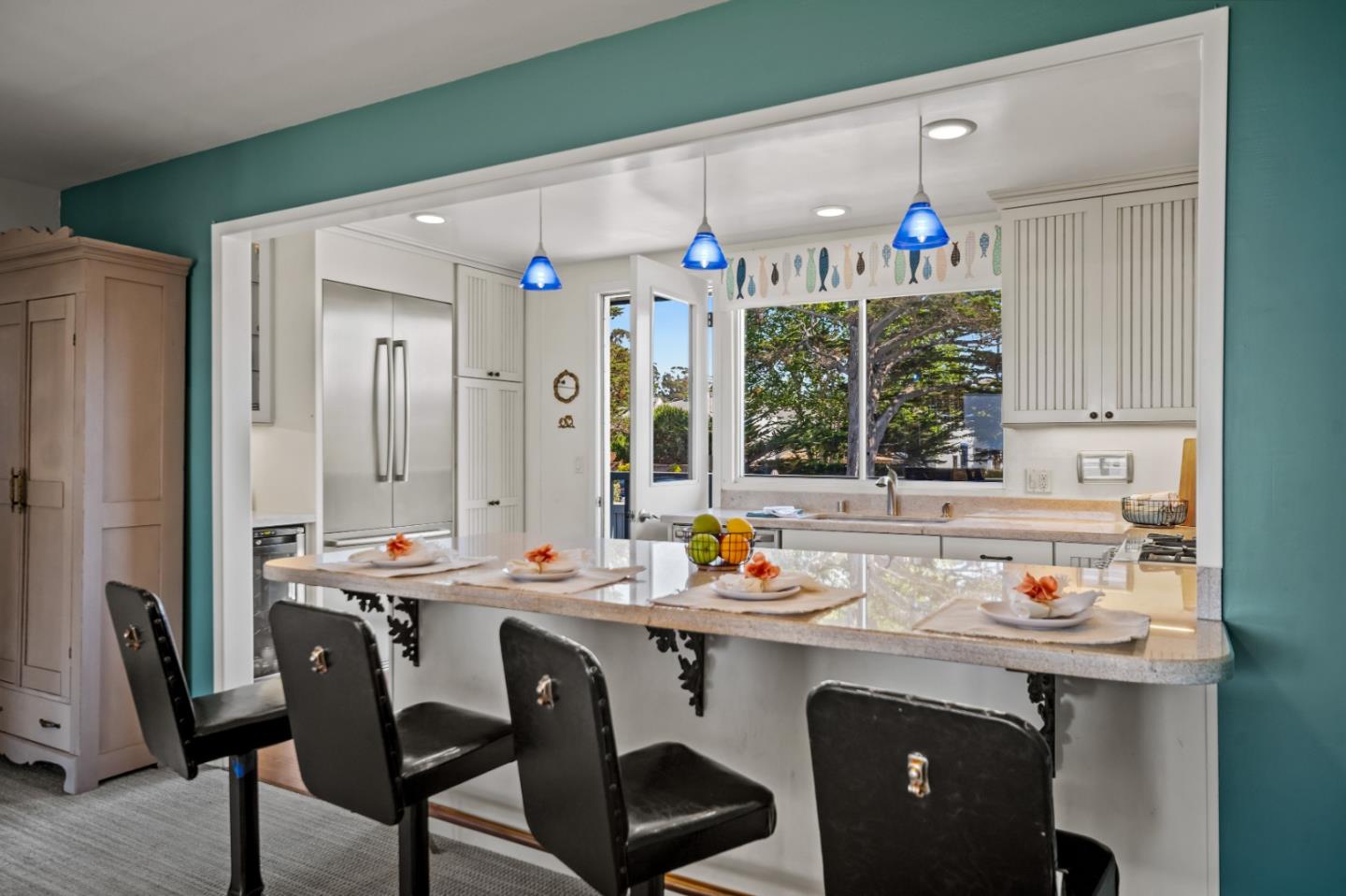 Detail Gallery Image 15 of 41 For 43 La Playa St, Monterey,  CA 93940 - 2 Beds | 2/1 Baths