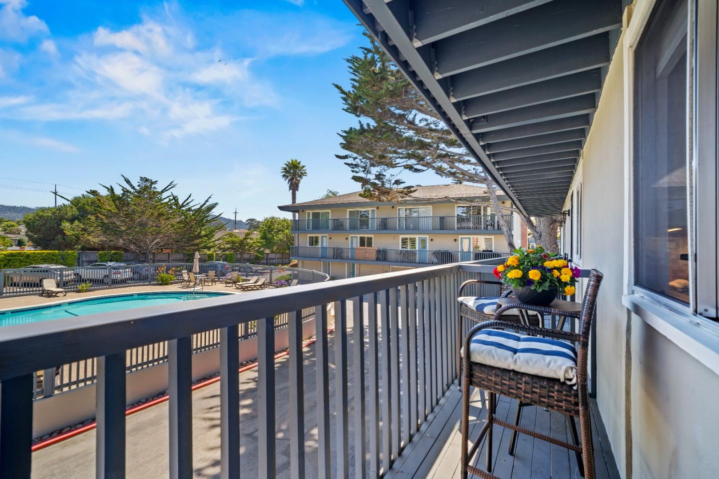 Detail Gallery Image 18 of 41 For 43 La Playa St, Monterey,  CA 93940 - 2 Beds | 2/1 Baths