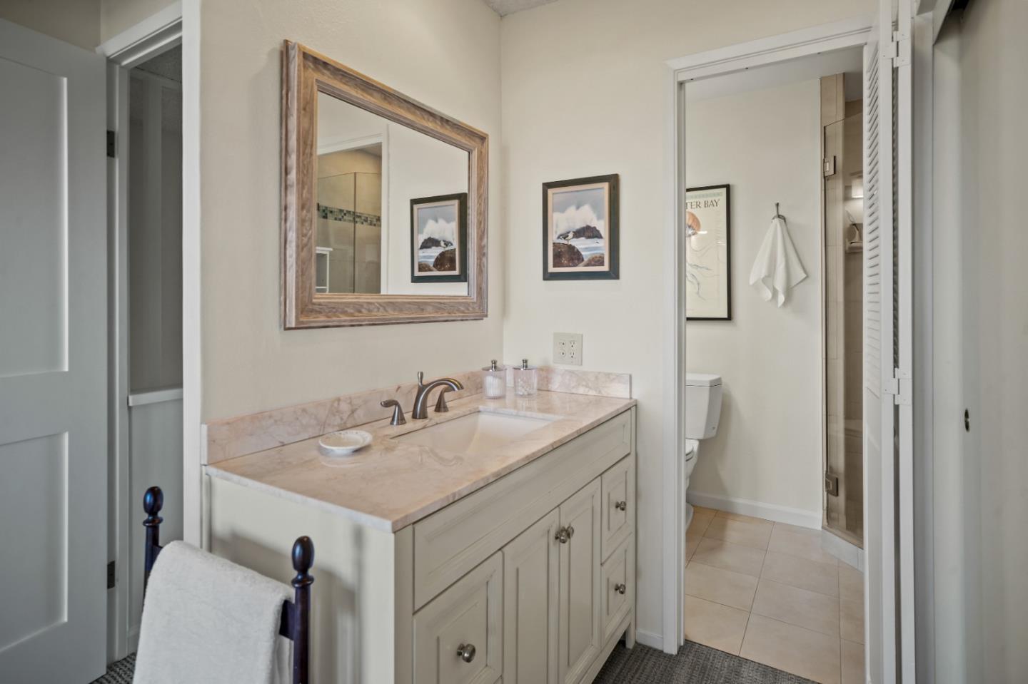 Detail Gallery Image 25 of 41 For 43 La Playa St, Monterey,  CA 93940 - 2 Beds | 2/1 Baths