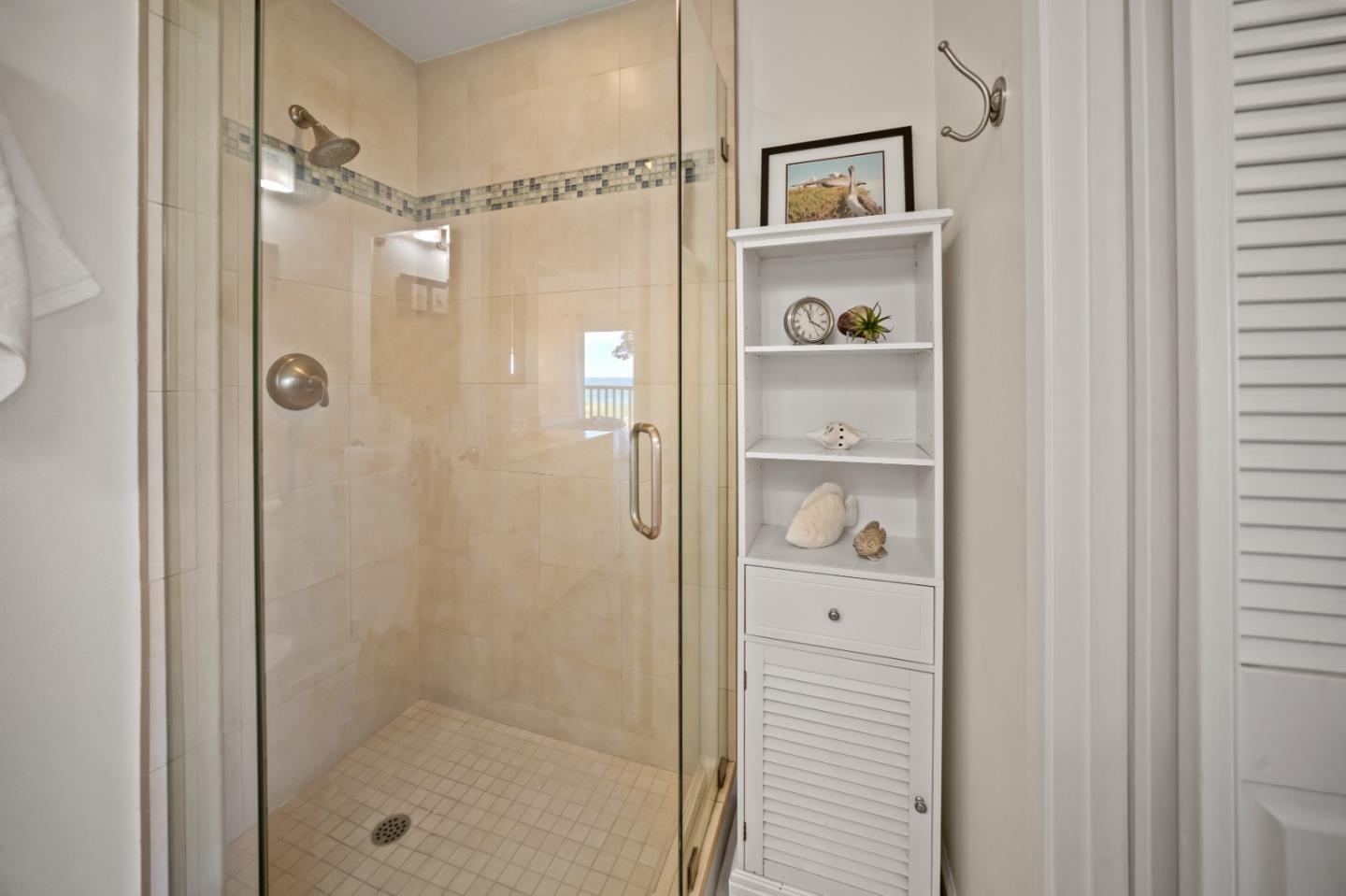 Detail Gallery Image 26 of 41 For 43 La Playa St, Monterey,  CA 93940 - 2 Beds | 2/1 Baths