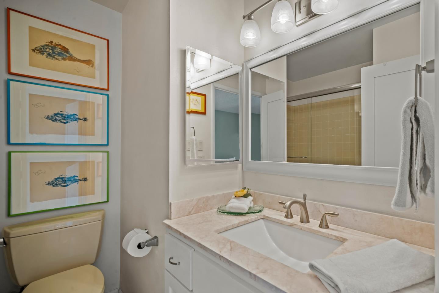 Detail Gallery Image 31 of 41 For 43 La Playa St, Monterey,  CA 93940 - 2 Beds | 2/1 Baths